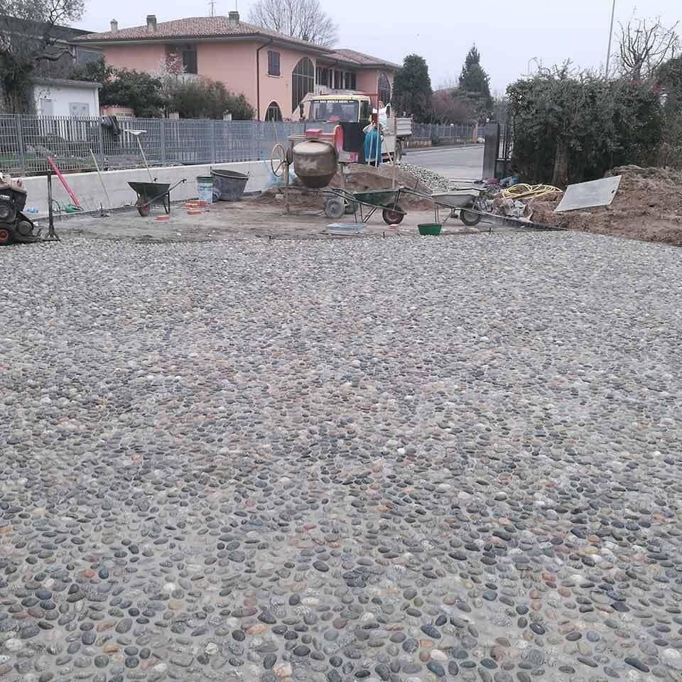 Pavimenti in pietra per esterni acciottolato villa privata