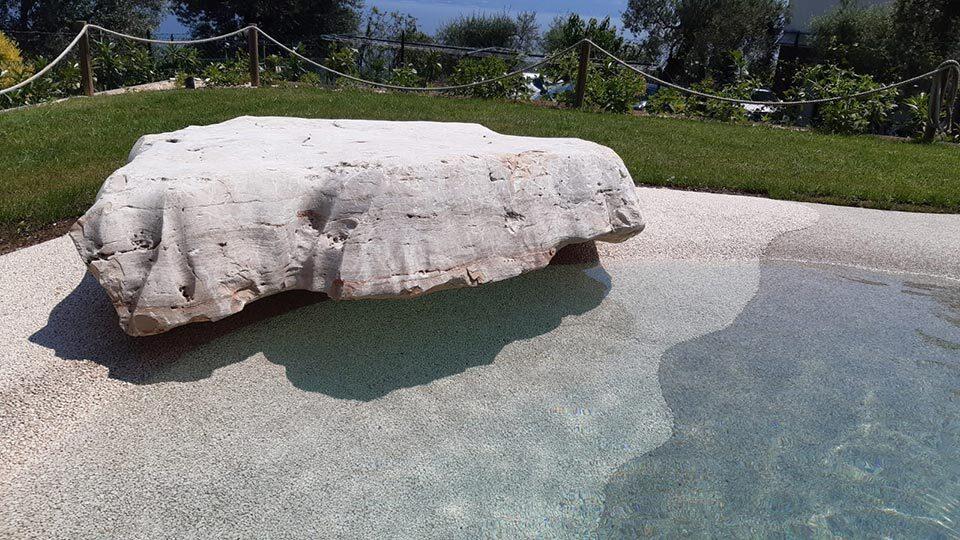 Rivestimenti in pietra per esterni residence