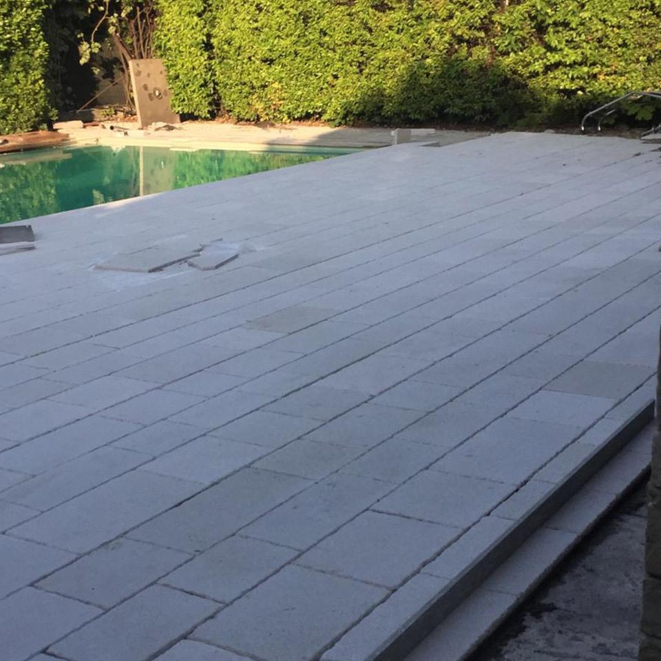 Pavimenti in pietra per esterni abitazione privata