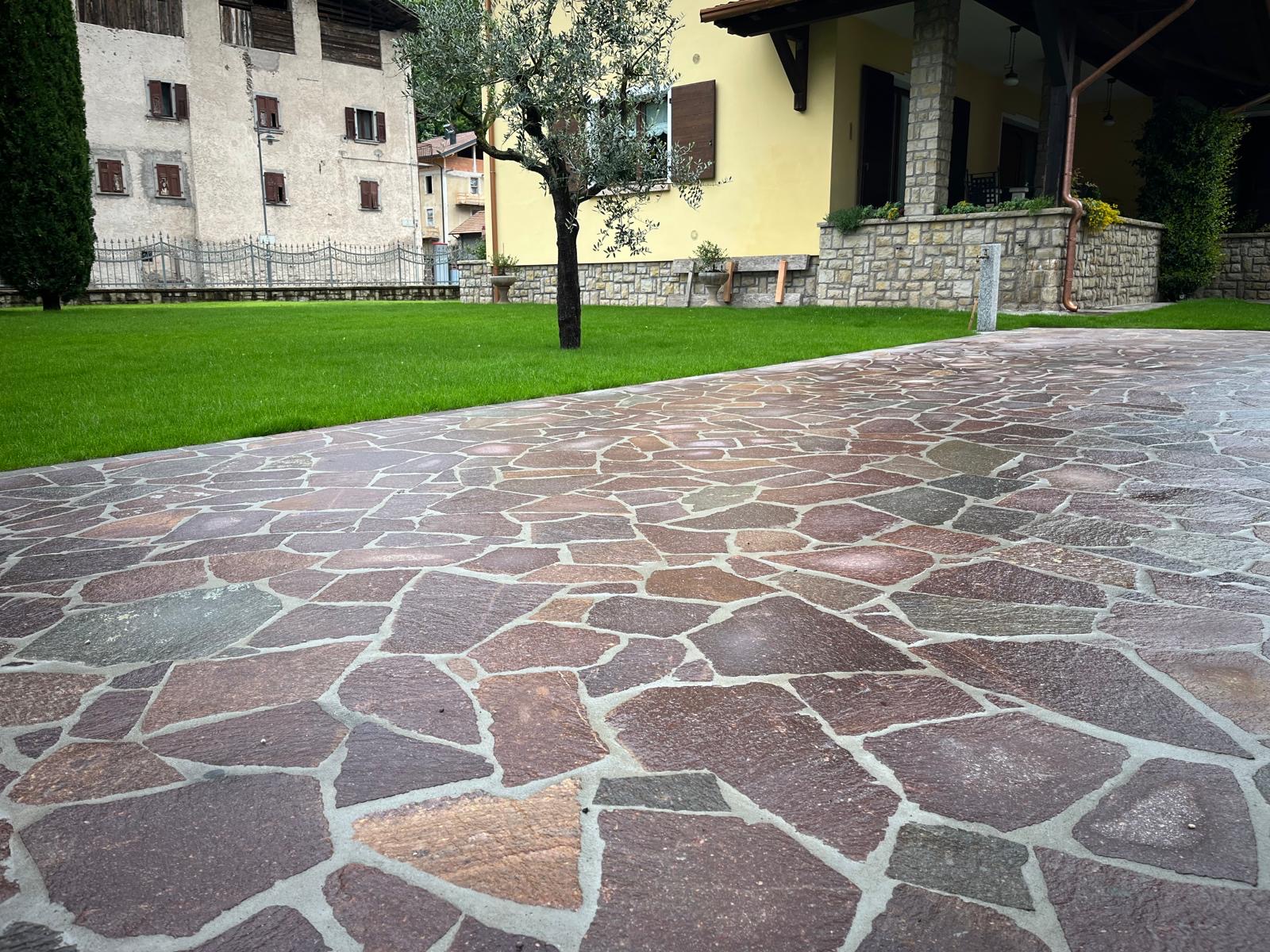 Pavimentazione in pietra Porfido 